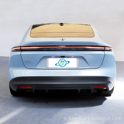 Vendite spot di 2022 modelli di ULAI ET5 100KWH realizzati in Cina, gli ultimi veicoli elettrici a caldo a vendita di nuovi veicoli elettrici